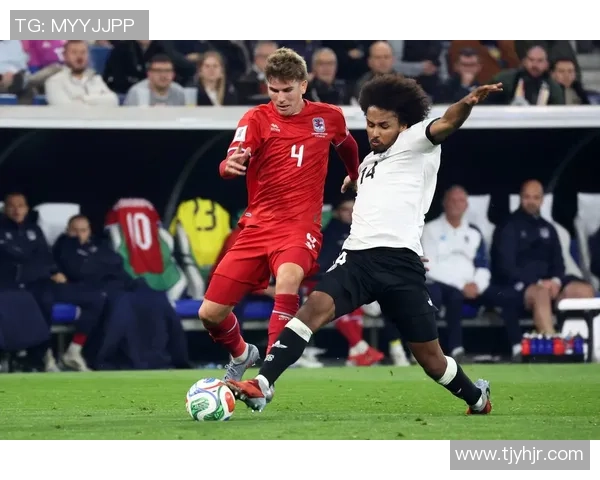 英超激战AC米兰狂胜那不勒斯五球大捷赛后分析引发热议